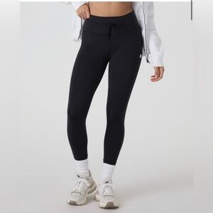 NWT Vuori Daily Form™ Legging Sz medium Black